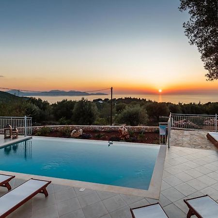 Fiscardo Luxury Stone Villa Alex ,With Sunset View! Fiskardo Dış mekan fotoğraf