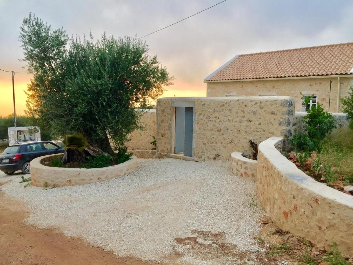 Fiscardo Luxury Stone Villa Alex ,With Sunset View! Fiskardo Dış mekan fotoğraf