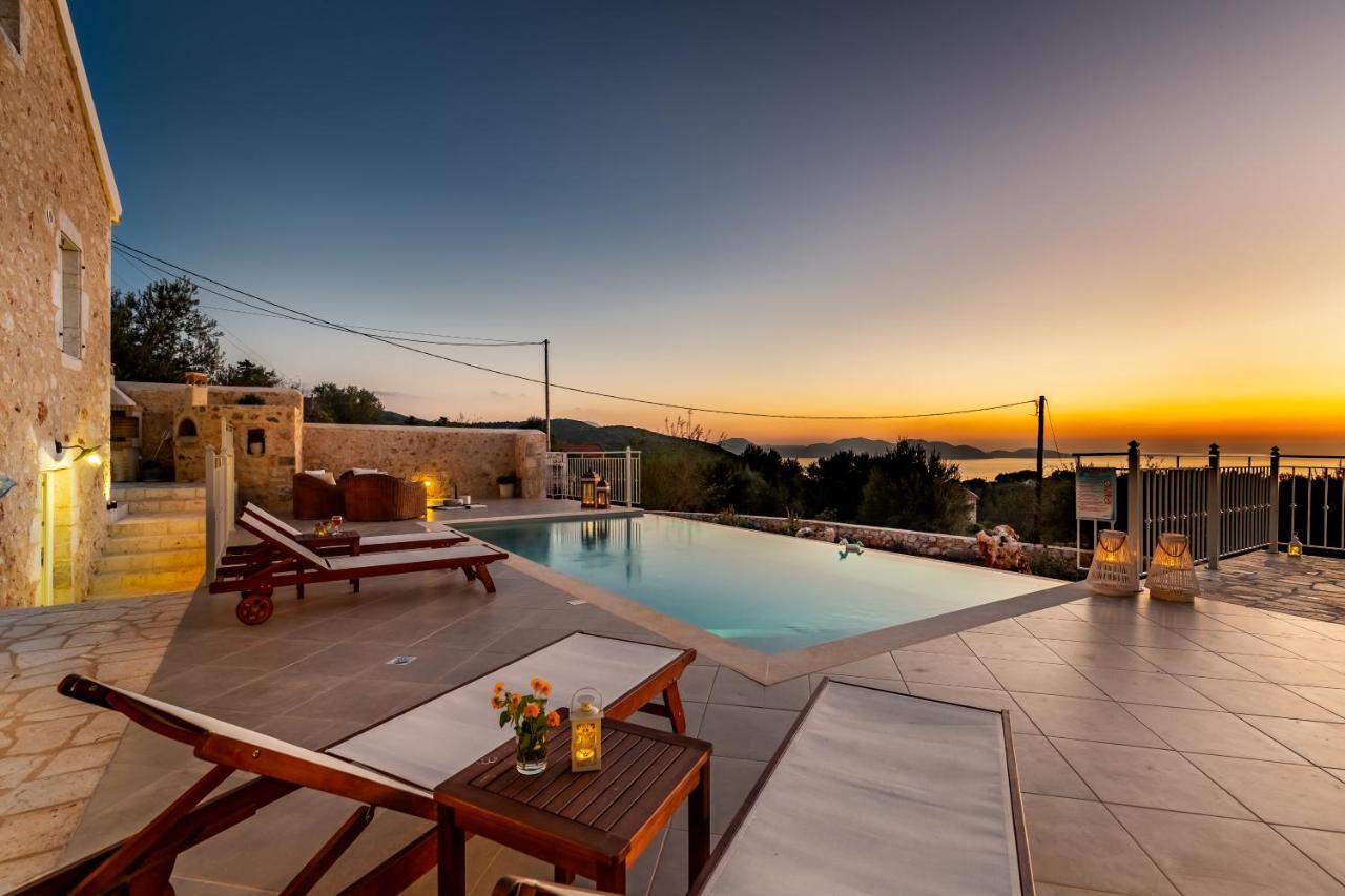 Fiscardo Luxury Stone Villa Alex ,With Sunset View! Fiskardo Dış mekan fotoğraf