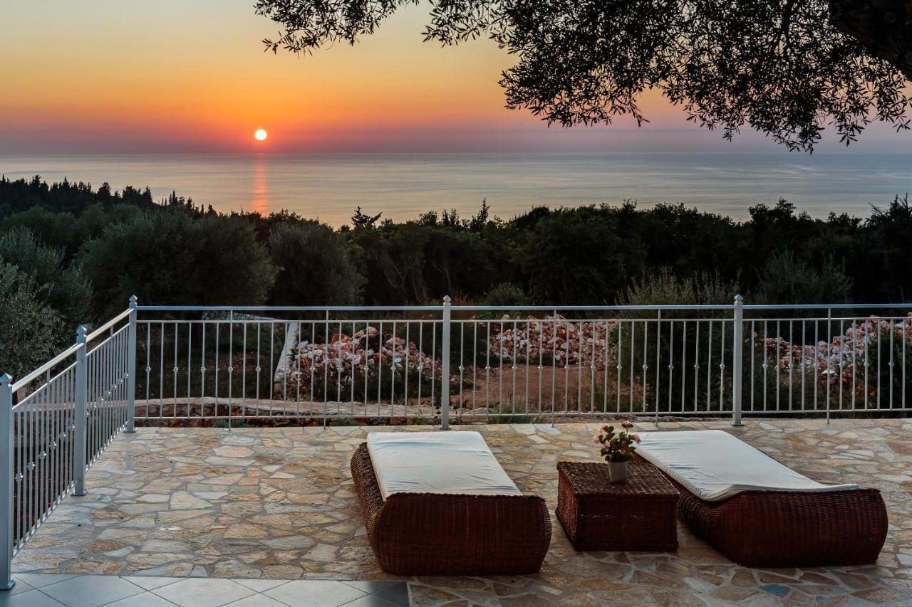 Fiscardo Luxury Stone Villa Alex ,With Sunset View! Fiskardo Dış mekan fotoğraf