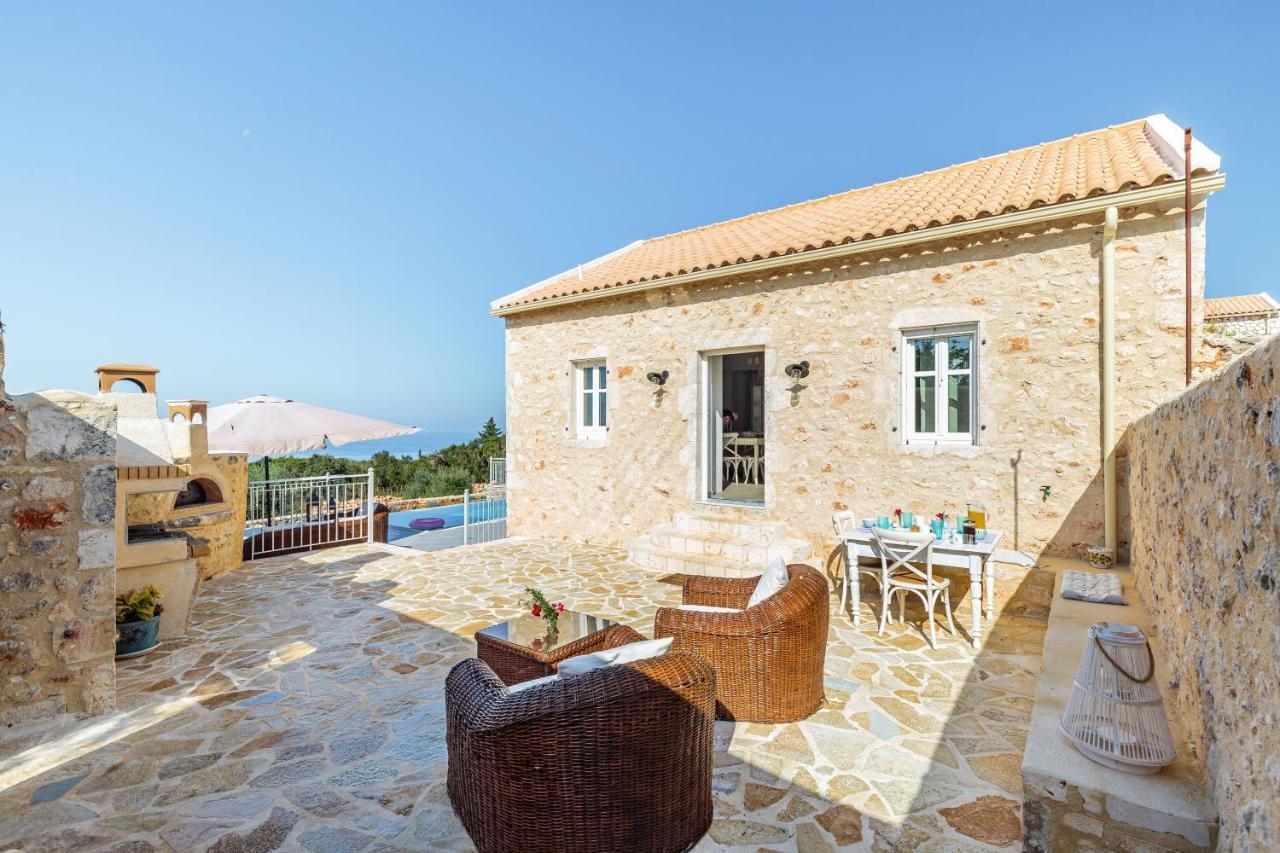 Fiscardo Luxury Stone Villa Alex ,With Sunset View! Fiskardo Dış mekan fotoğraf